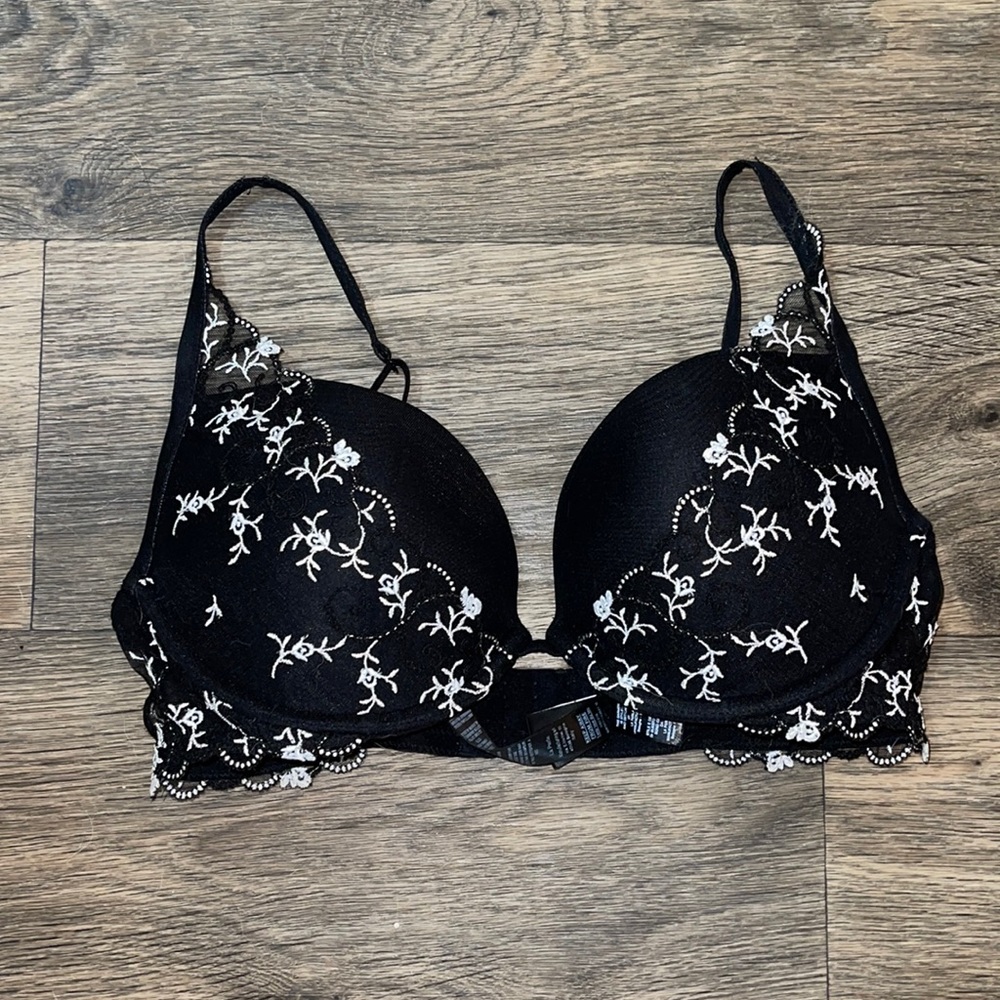 La Perla Black & White Lace Padded Bra Size 34D